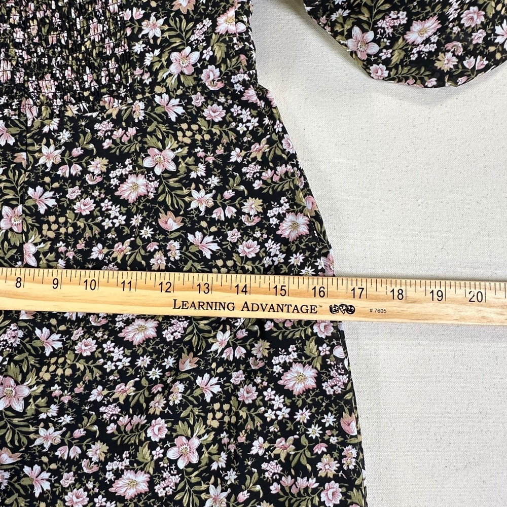 ASTR The Label Black Pink Ditsy Floral Puff Sleeve Asymmetric Midi Dress Small - Picture 10 of 12